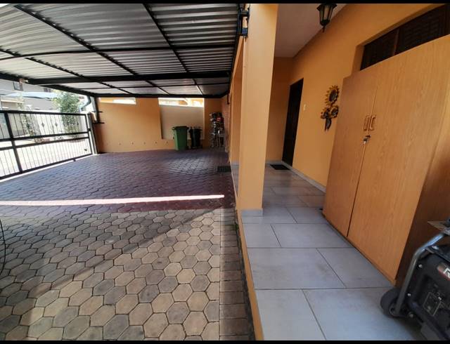 4 BEDROOM HOUSE FOR SALE IN CASHAN